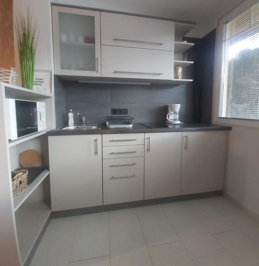 Apartmanhaz Horvath Balatonboglar Exterior photo